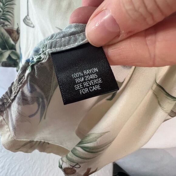 Croft & Barrow Short Sleeve Button Front Men's Shirt Tropical Drinking Size XL - Picture 7 of 9